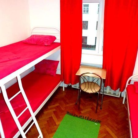Hostel Kreshatik Киев Экстерьер фото