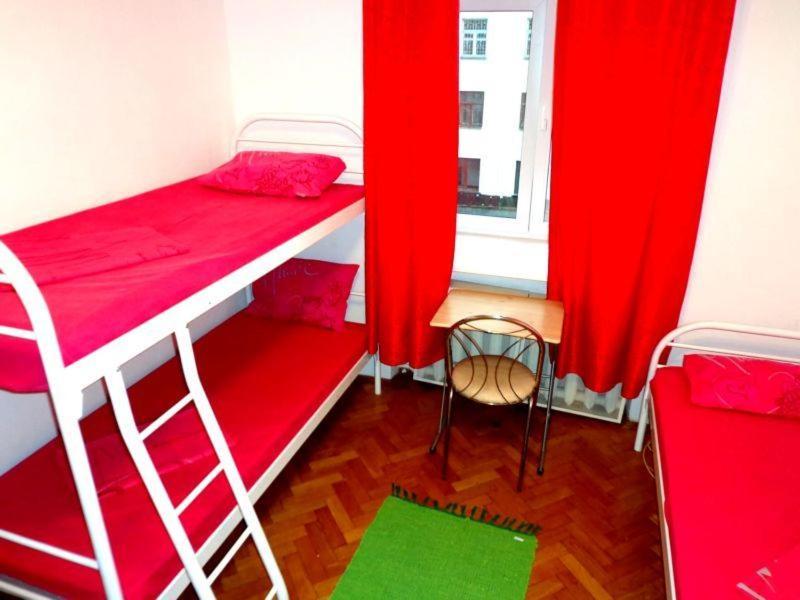 Hostel Kreshatik Киев Экстерьер фото