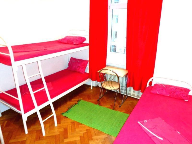 Hostel Kreshatik Киев Номер фото
