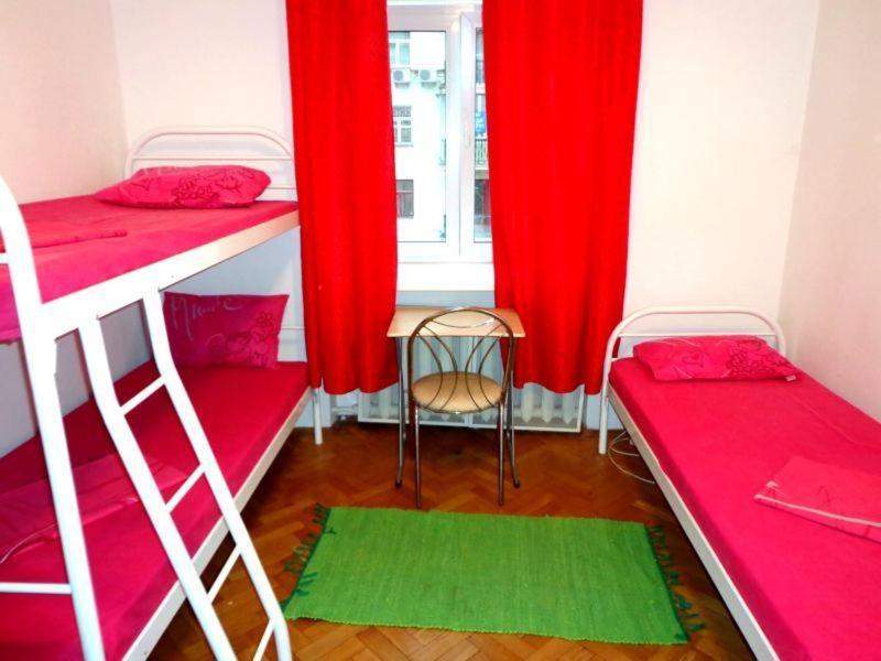 Hostel Kreshatik Киев Номер фото